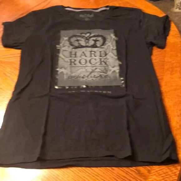 Hard Rock Culture St. Maarten Tee Shirt - Picture 2 of 5